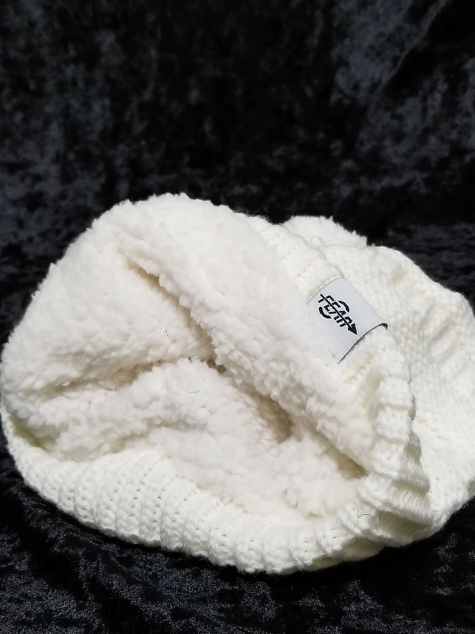 Thumbnail: Plush Insulated Cuff Knit Pom Winter Beanie Hat