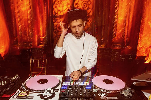 nyc wedding dj jonathan romero