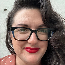 Cynthia Glass_Headshot_edited.jpg