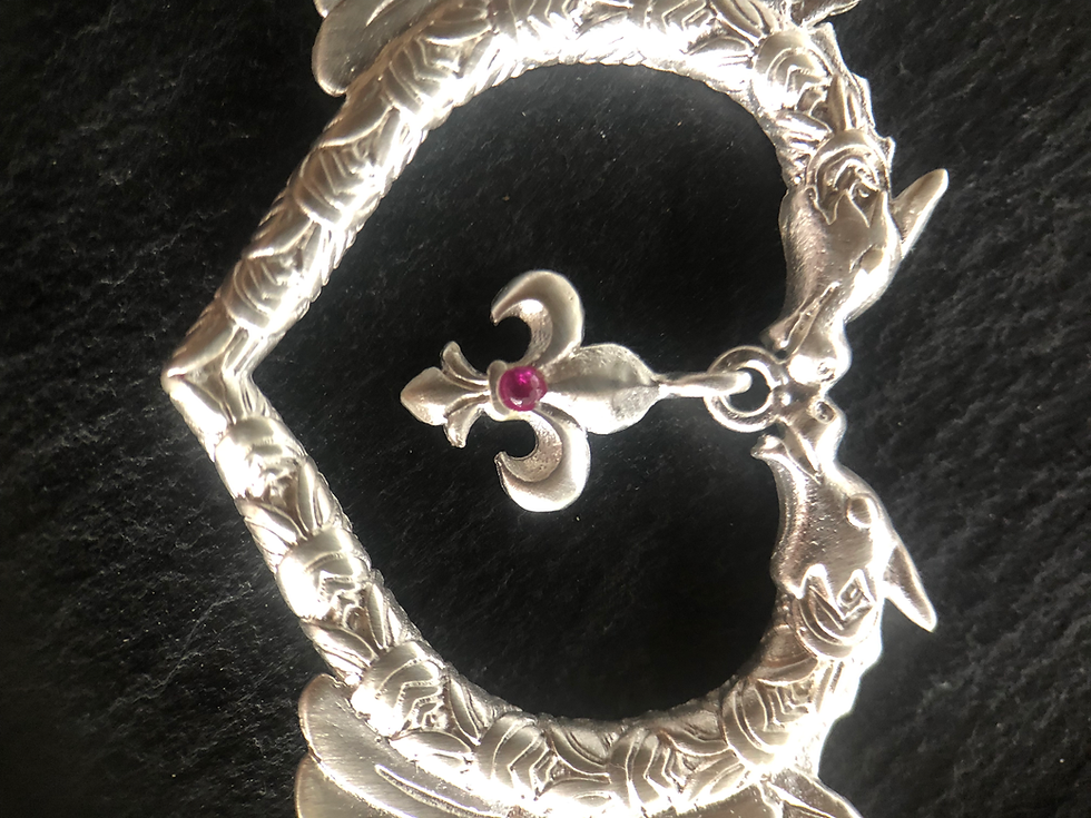 Thumbnail: DRAGONS FLEUR DE LYS silver