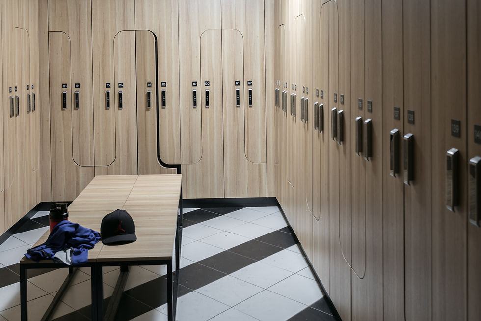 Reforma de gimnasio en Vigo. Local de 329 metros cuadrados, reformado en 6 semanas