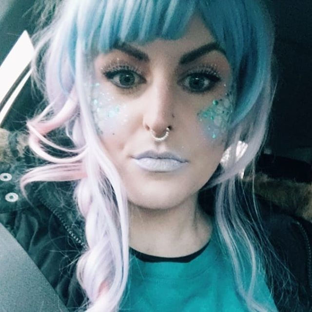 Mermaid cheeks