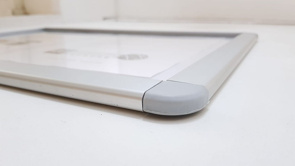 Miniatura: Tablero con Marco Abatible Aluminio