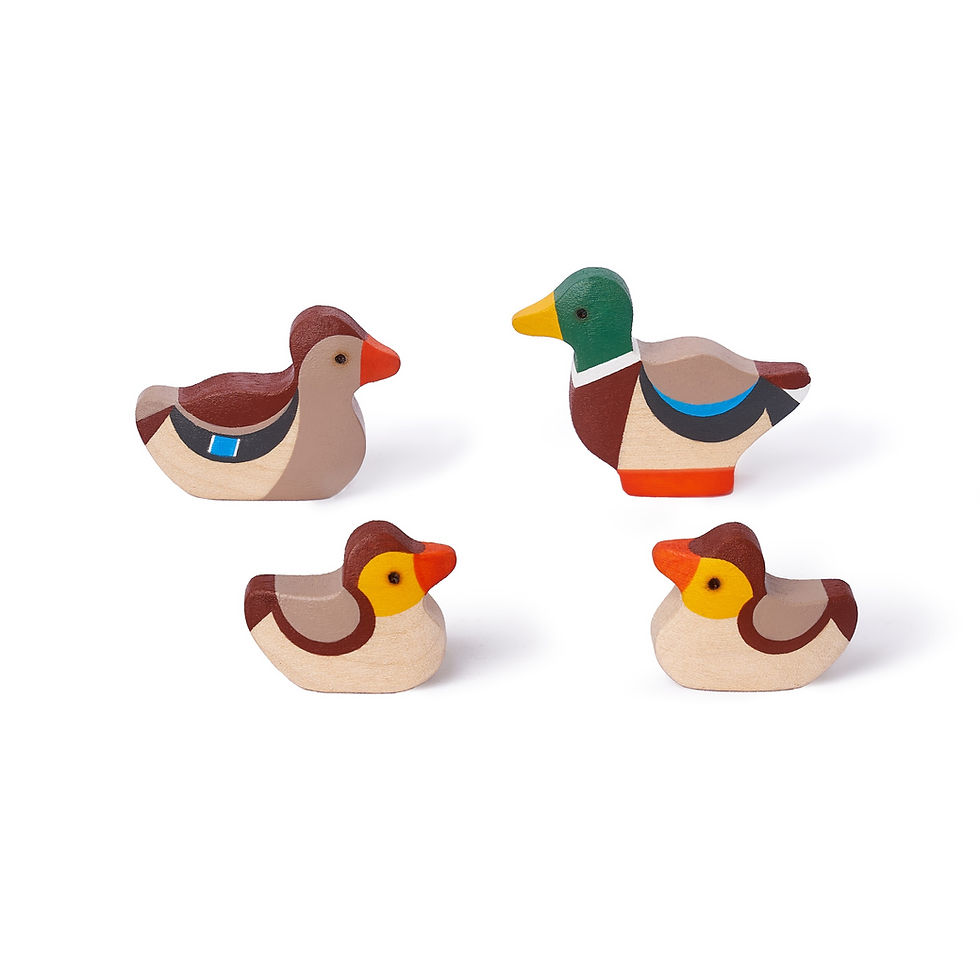 Handmade wooden duck family with 2 ducklings, Waldorf wooden toy, solid birch, hand-painted, for toddler for imaginative play