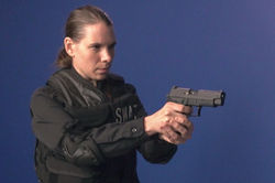 Coralie Thrace - Gun