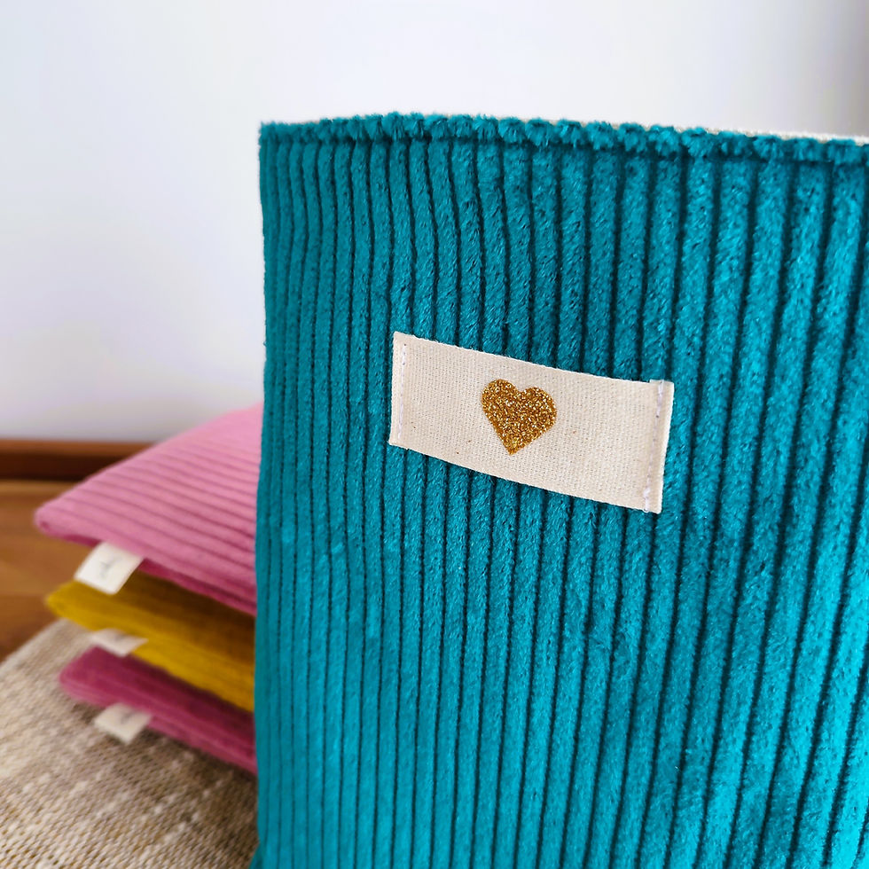 Miniature : Pochette molletonnée collection velours côtelé - format livre de poche, liseuse