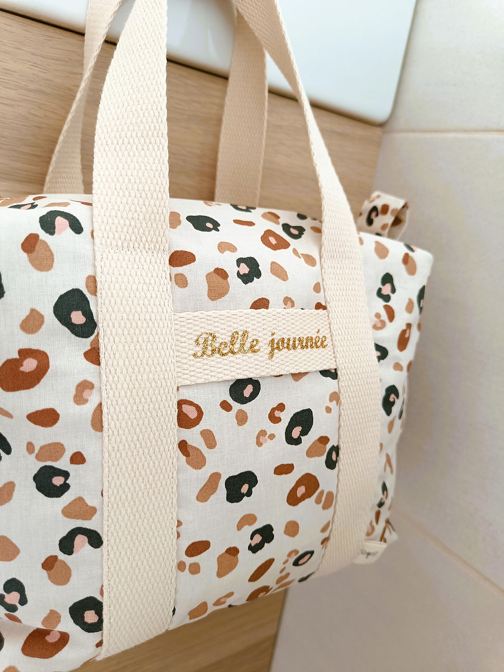 Miniature : Trousse de toilette Léopard Rosé - imperméable, molletonnée et personnalisable