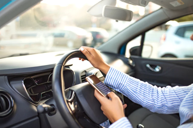 10 Strategies to Address Distracted Driving