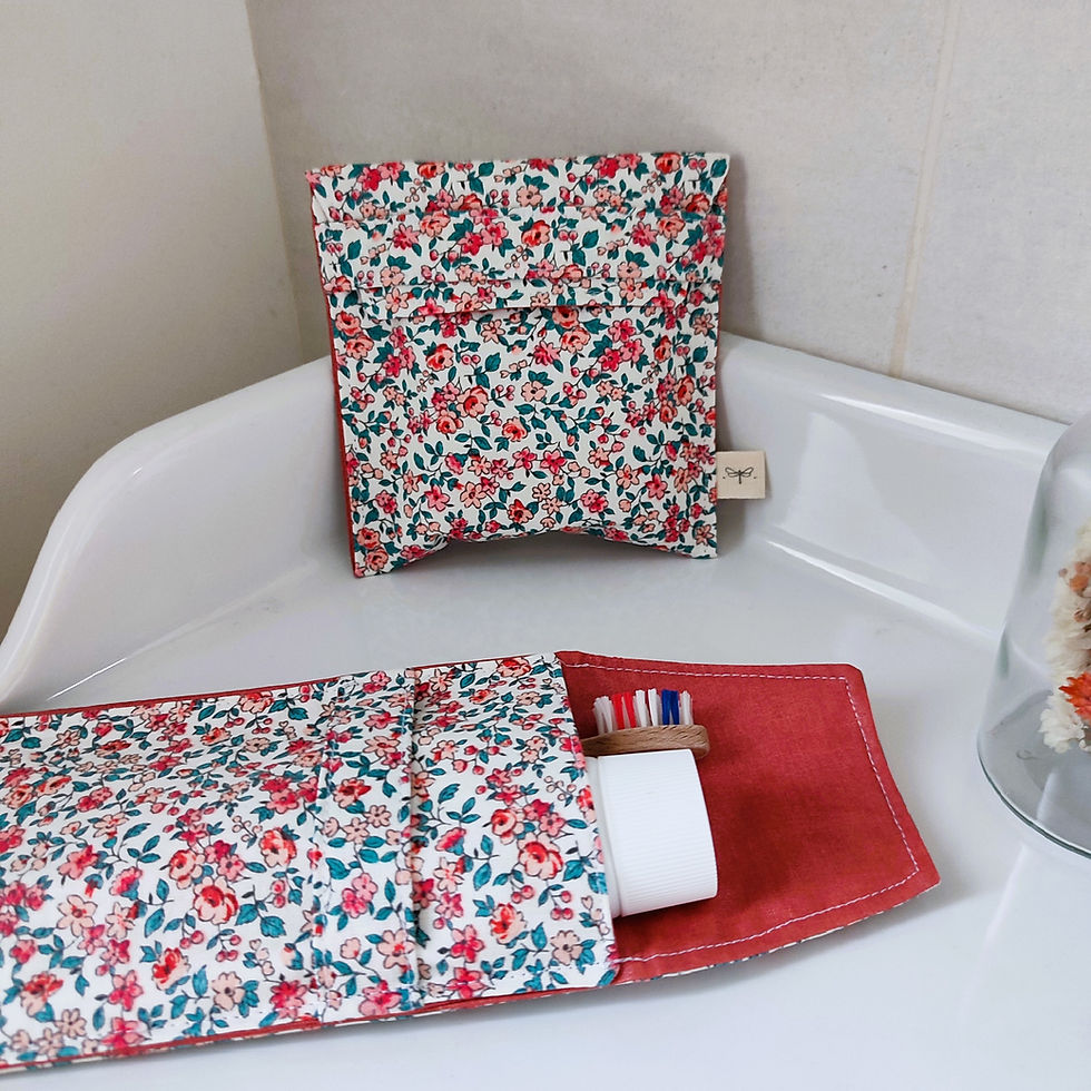 Miniature : Pochette imperméable - range brosse à dents