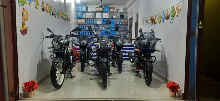 5 bikes showroom.jpg