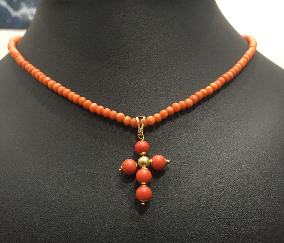 Thumbnail: Vintage Mediterranian Gold & Coral Necklace