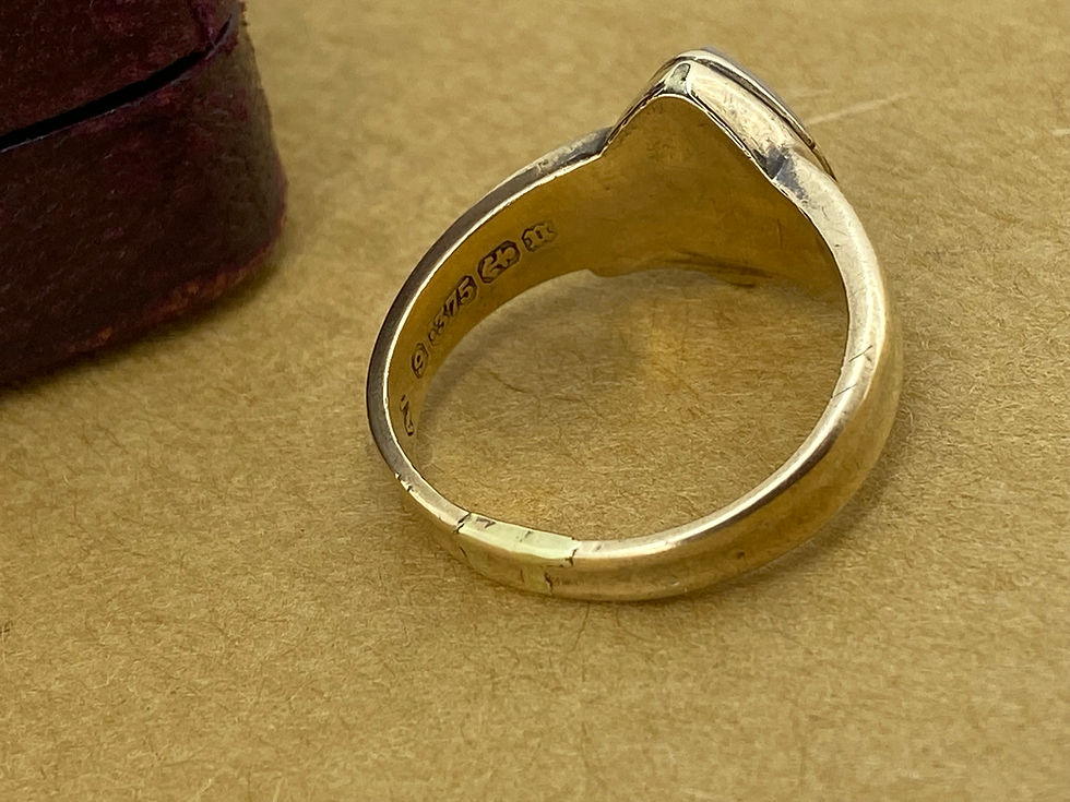 Thumbnail: Edwardian c1905 Sardonyx Shield 9K Yellow Gold Hallmarked Mens' Signet Ring