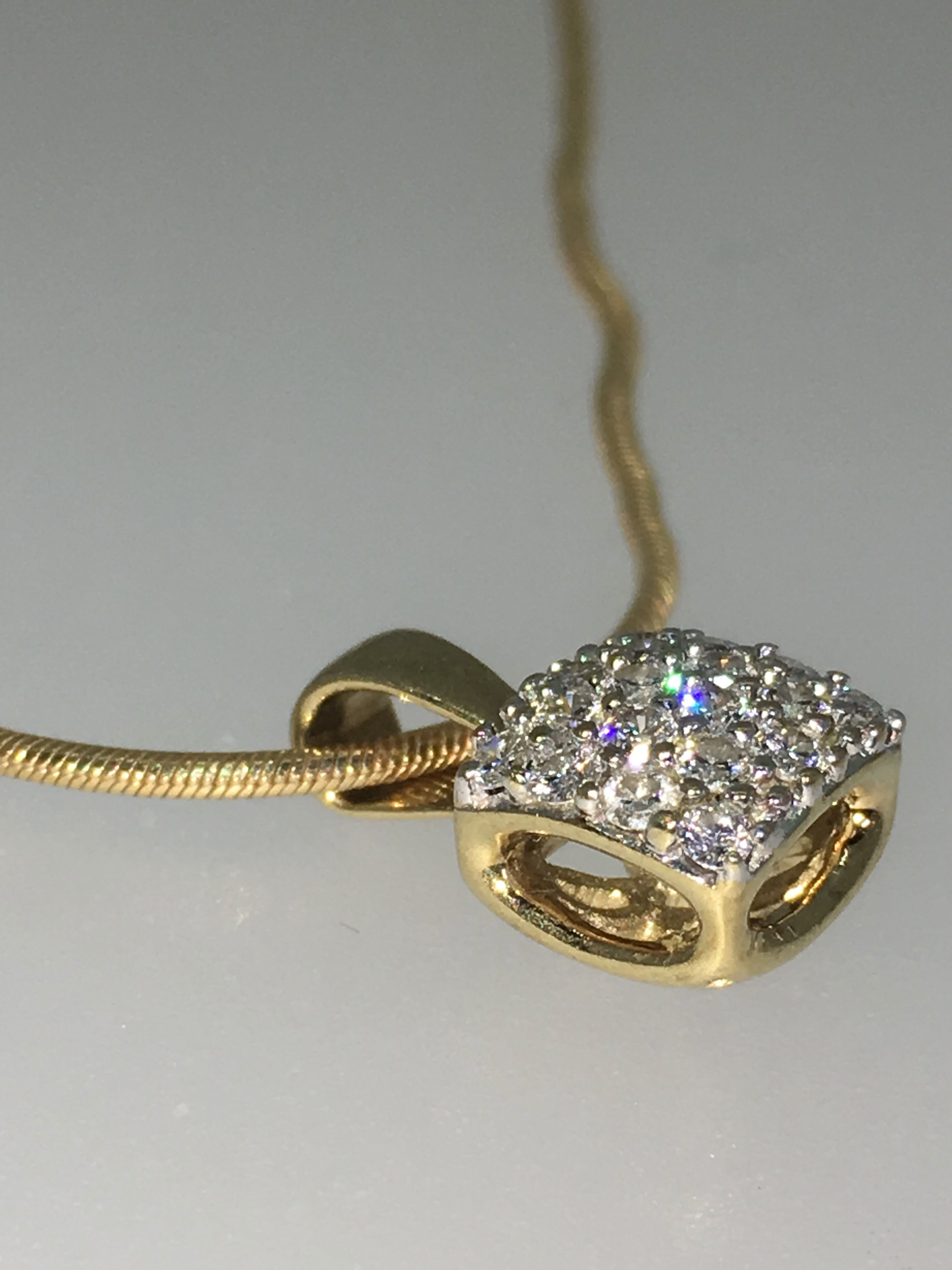 Diamond Square Pendant in 18K Yellow Gold