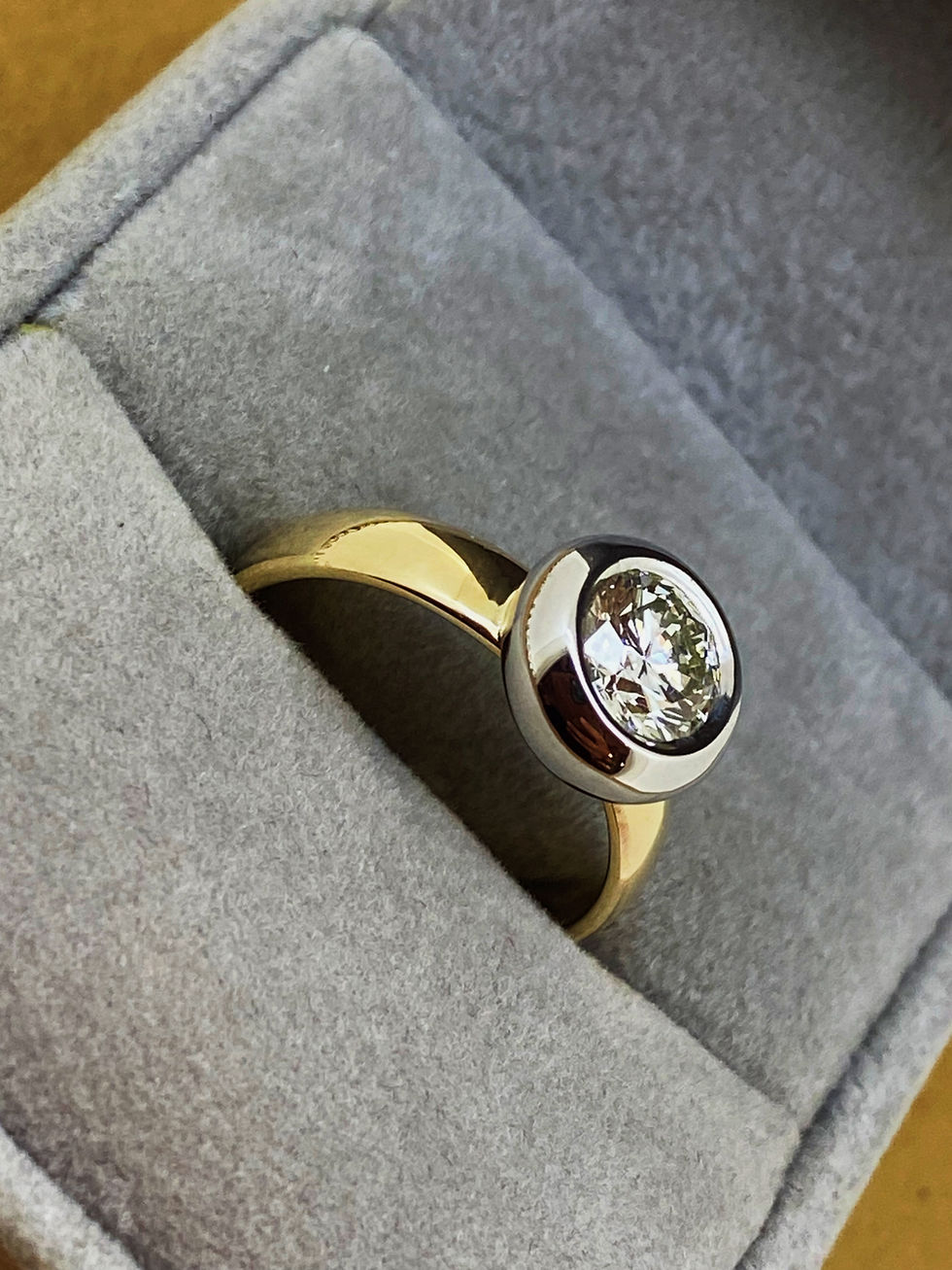 Thumbnail: 1.03ct Earth-Mined Round Brilliant Cut Diamond Solitaire 18K Two-Tone Gold Ring