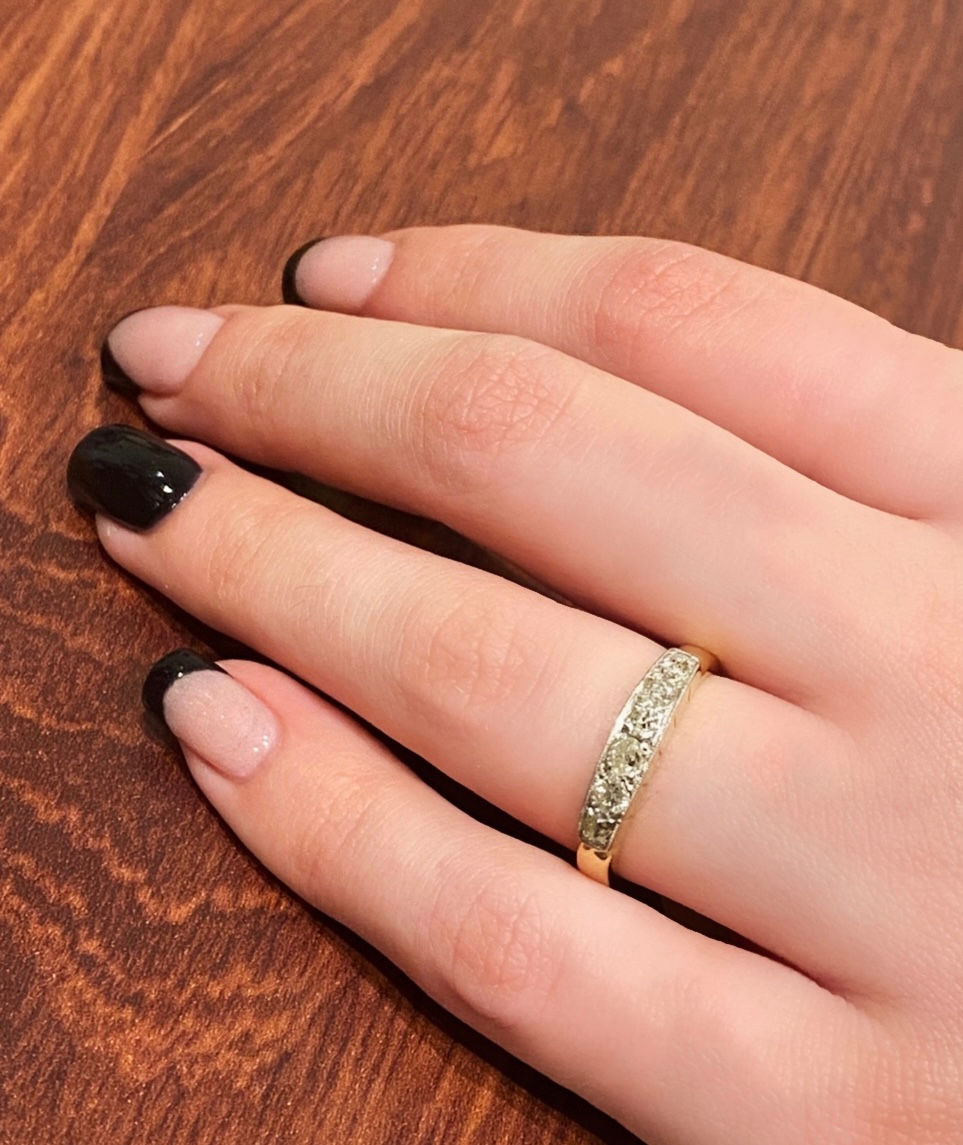 Thumbnail: Six Stone Old Cut Diamond (1.10ct) Half-Hoop Ring in 18K Yellow Gold