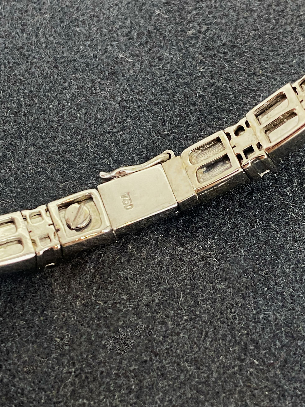 Thumbnail: 2.50ct Diamond (20 Round 30 Baguette) "Cubism" Half-Eternal Bangle in 18K Gold