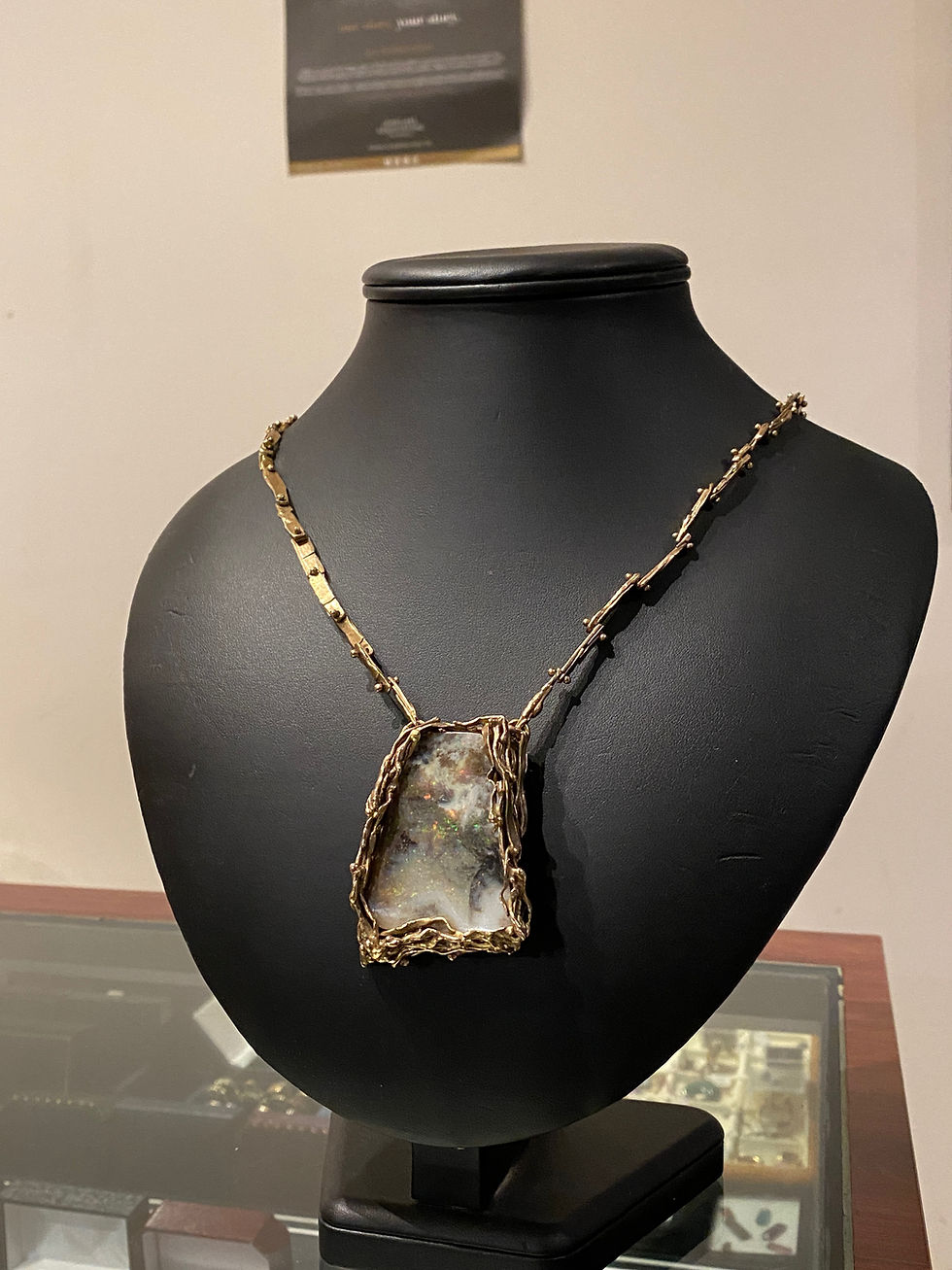 Thumbnail: Impressive Gold & Opal Necklace by Gary Bradley, XXc Australian Master Jeweler.