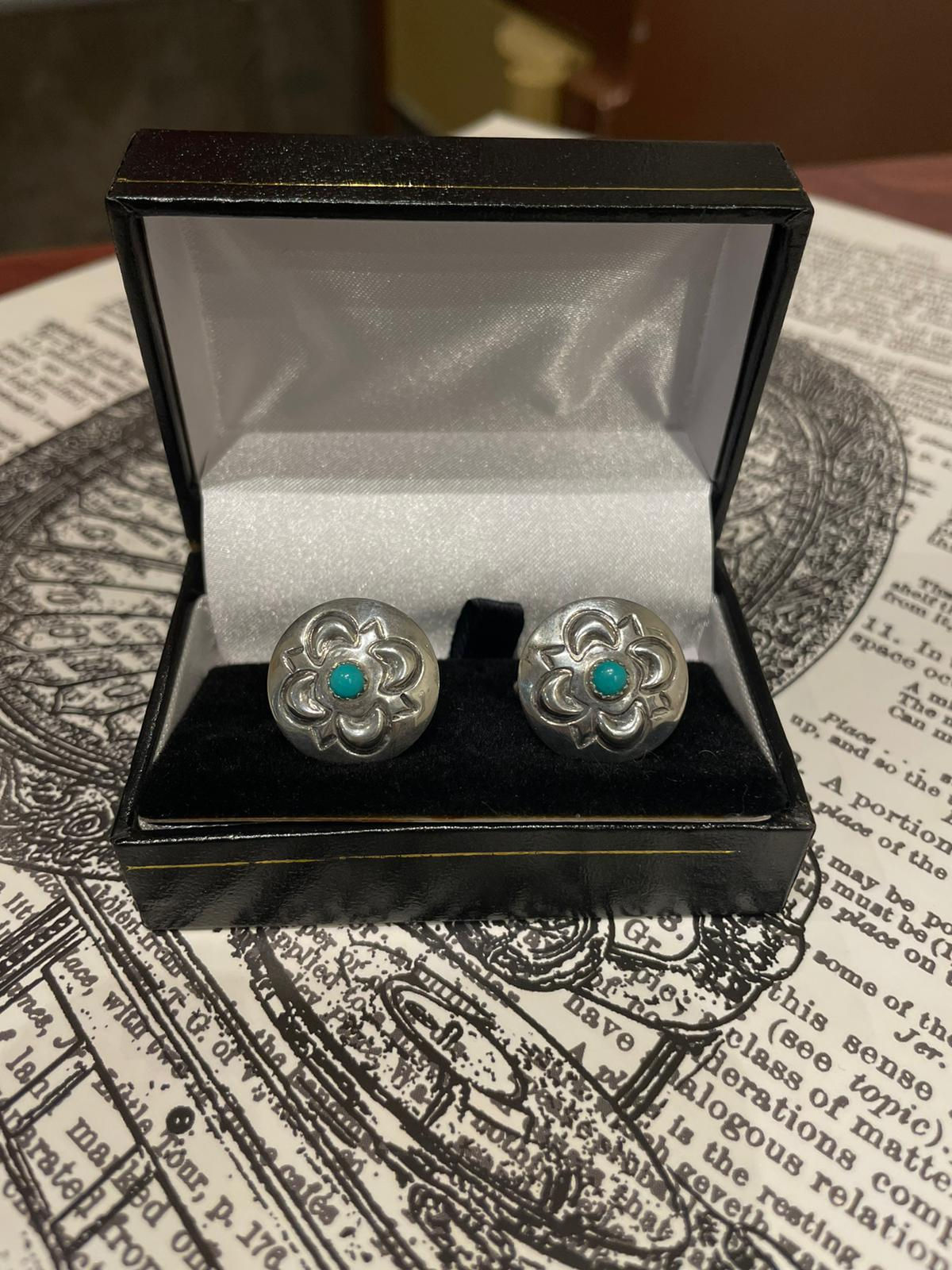 Vintage 925 Sterling Silver & Turquoise Rounded Cufflinks
