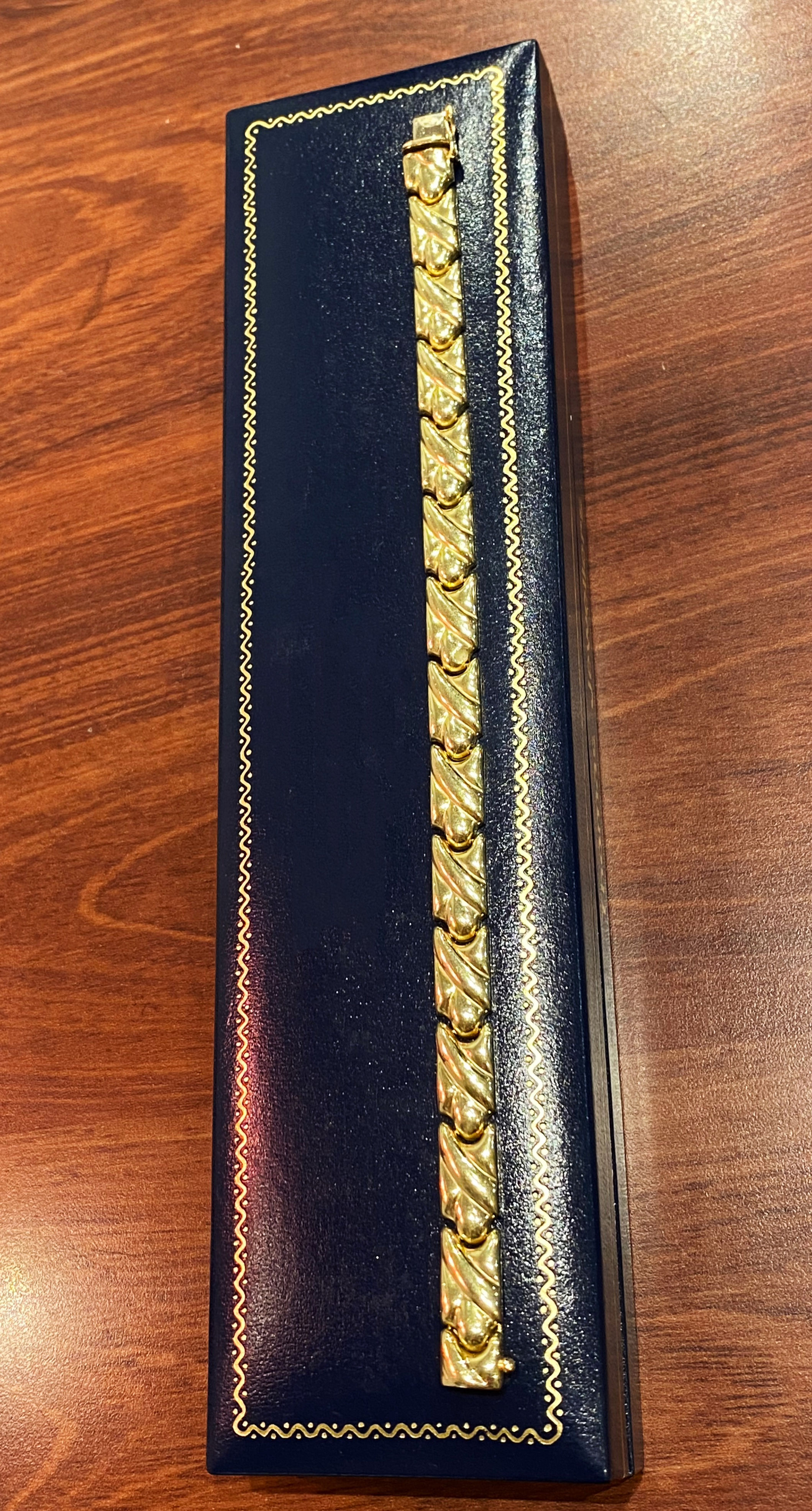 14K Yellow Gold Retro Italian Link Bracelet, 19cm - 7.4". Satin & Bright Finish.