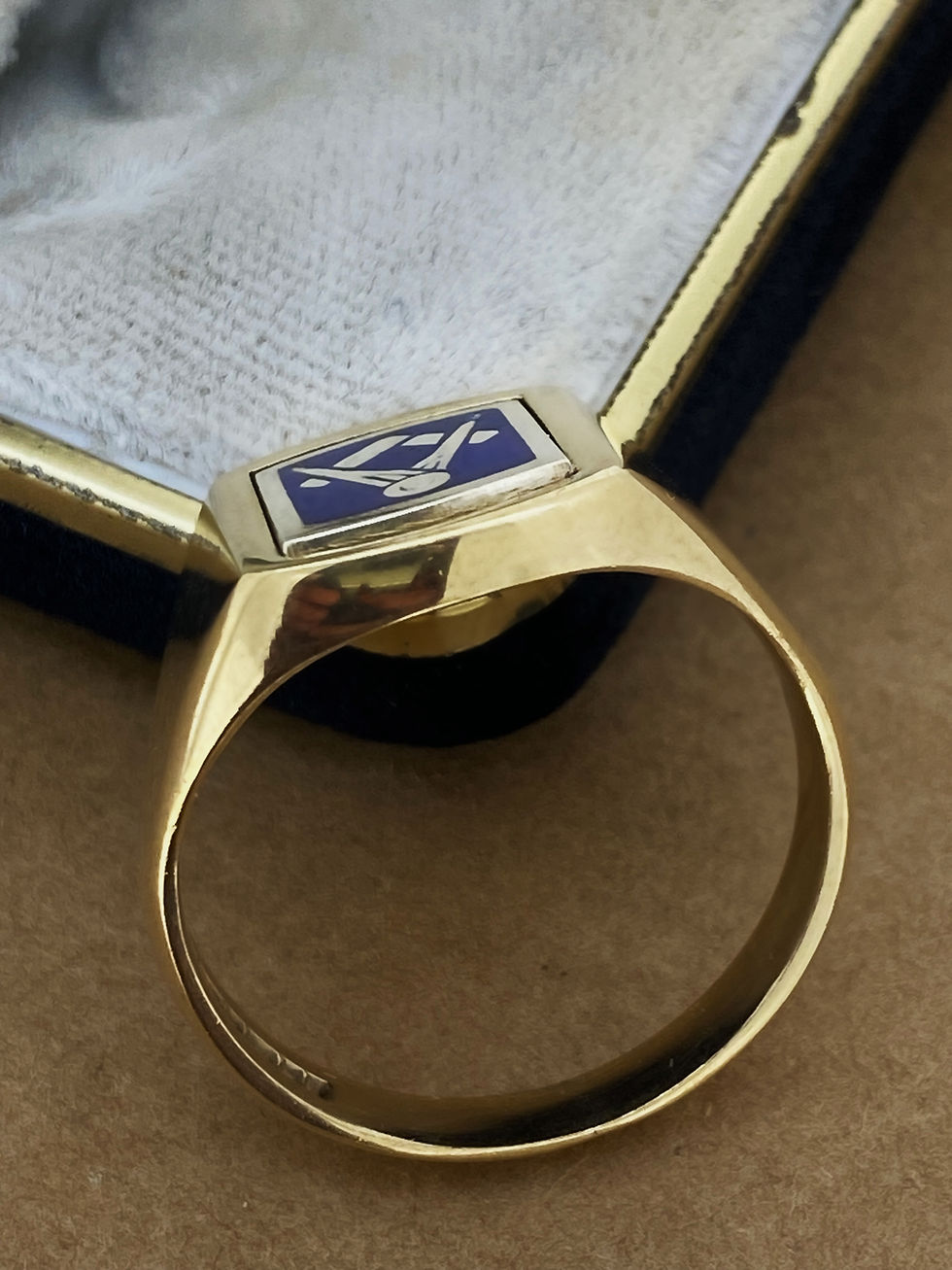 Thumbnail: 9K Yellow & White Gold Blue Enamel Masonic Engraved English Signet Mens' Ring