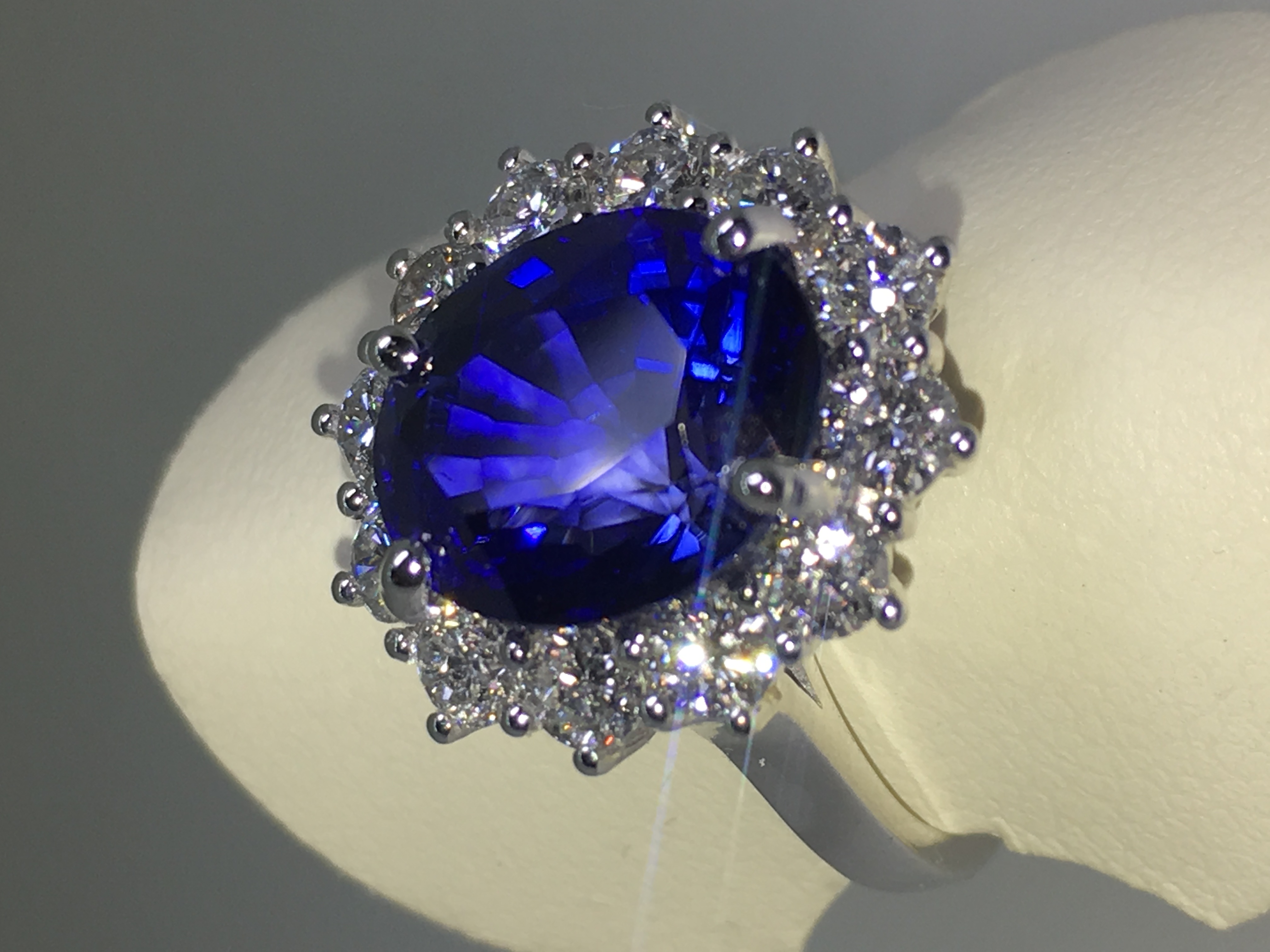 COLOURED PRECIOUS STONES