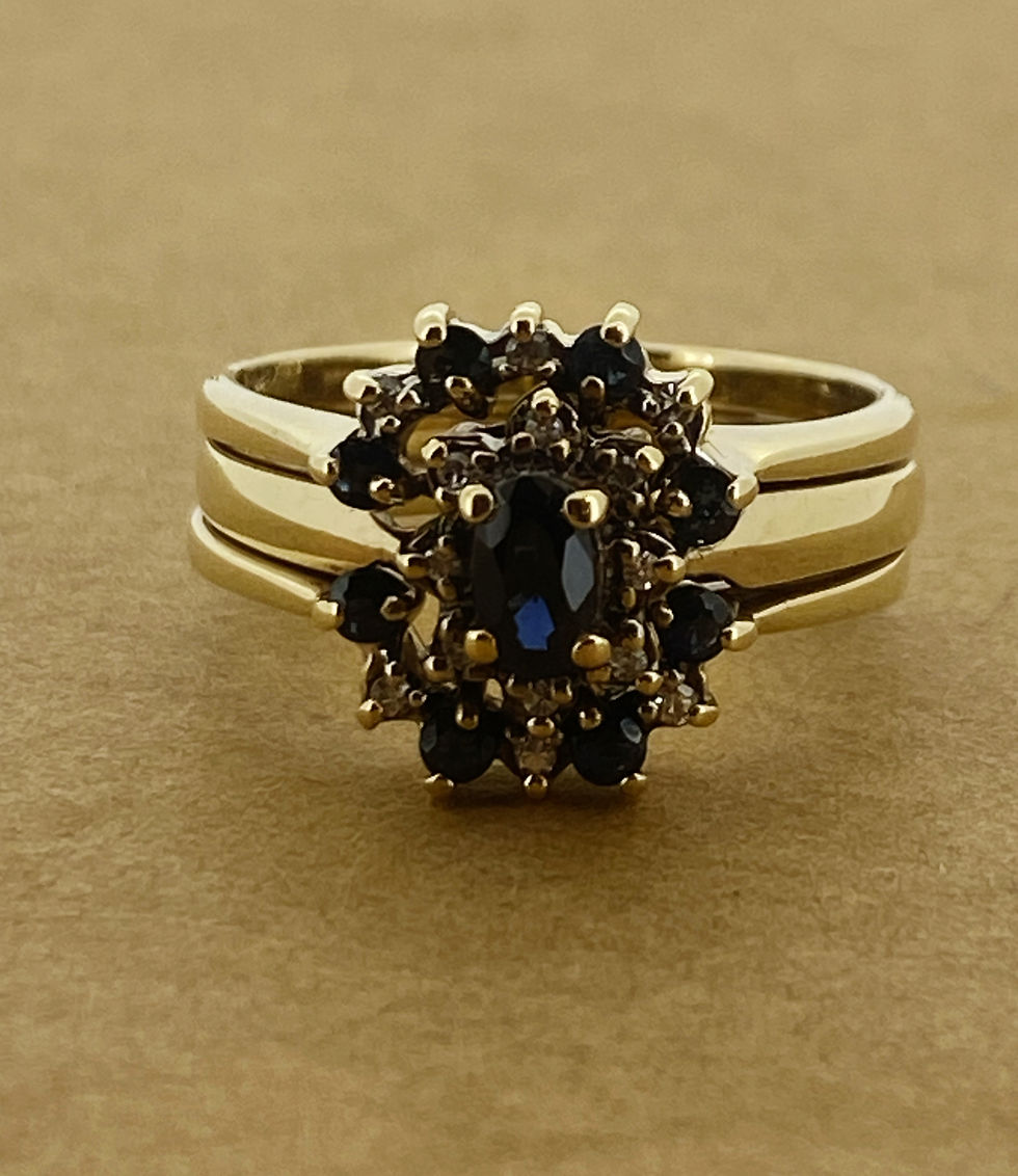 Australian Sapphire & Diamond Cluster Flower-Shaped Retro Ring in 9K Yellow Gold