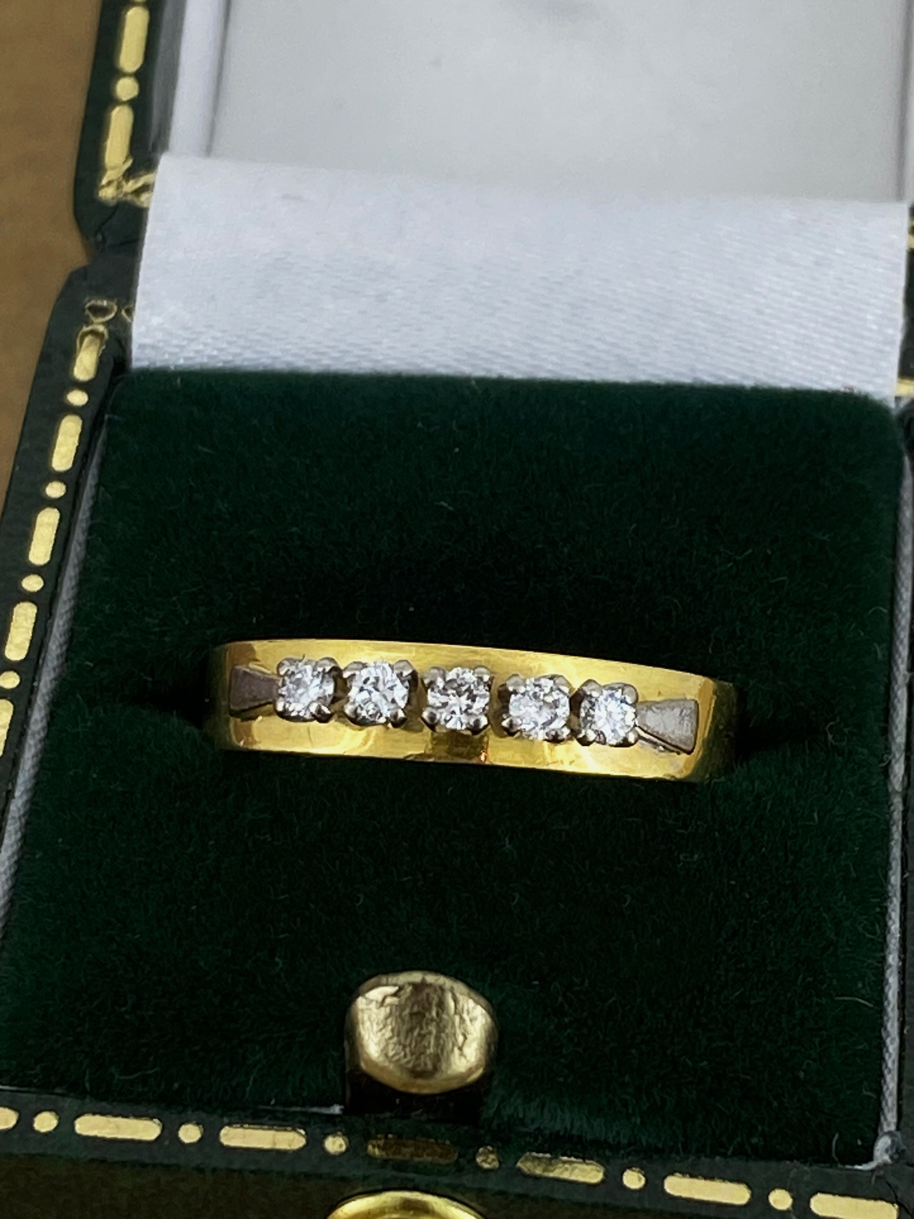 5-Stone Diamond (Claw Set) 4.5mm Thick Vintage Band in 18K Yellow Gold
