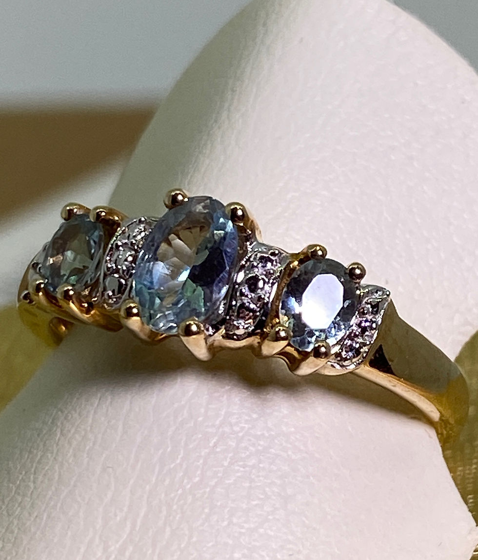Thumbnail: Three-Stone Aquamarine (1.00ct in total) & Diamond Dress Ring in 9K Yellow Gold