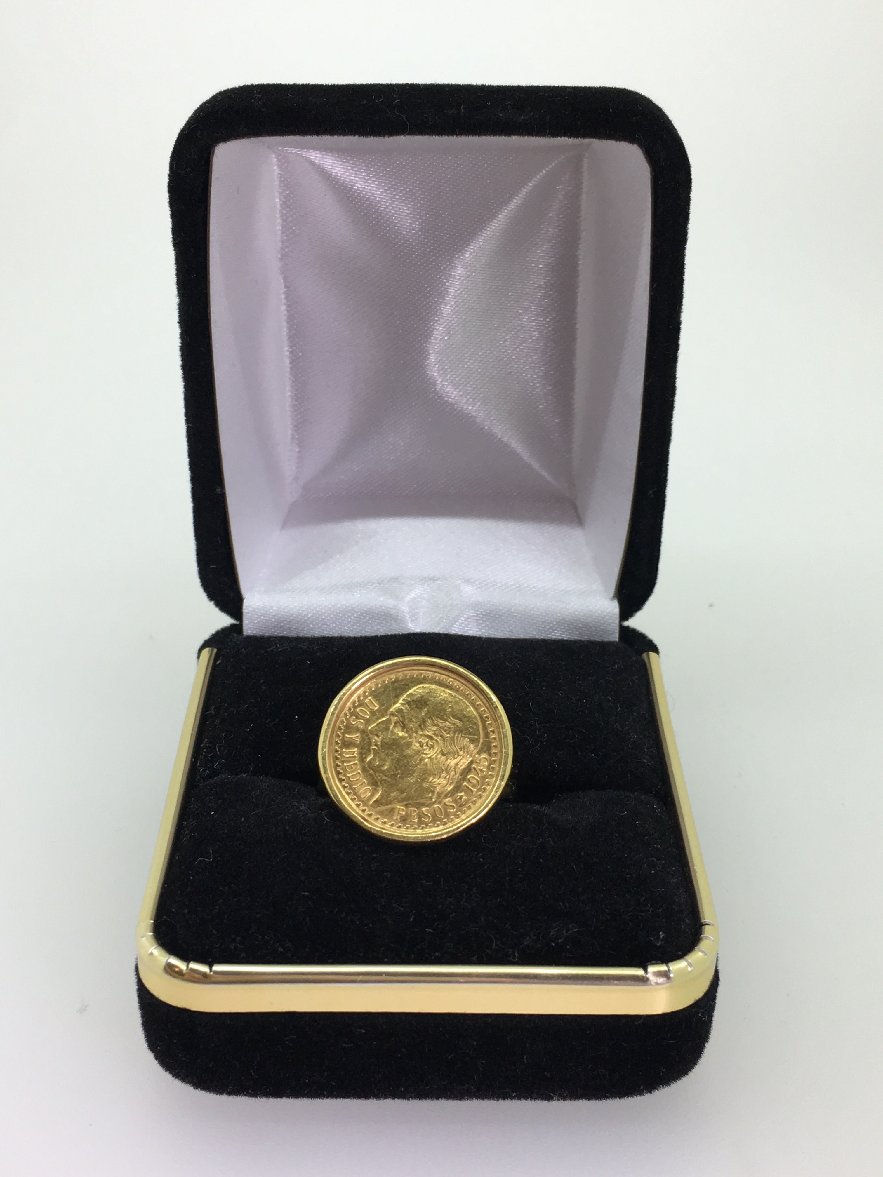 18K & 22K Yellow Gold Mexican 2 1/2 Peso Coin Ring