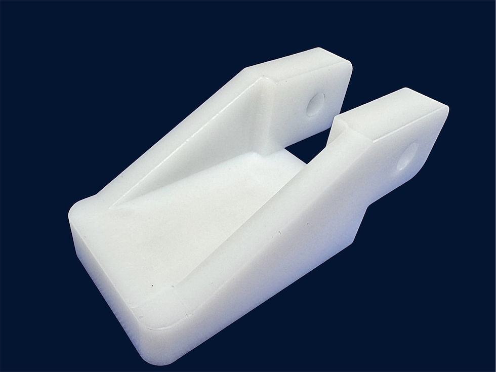 縮圖：塑膠加工