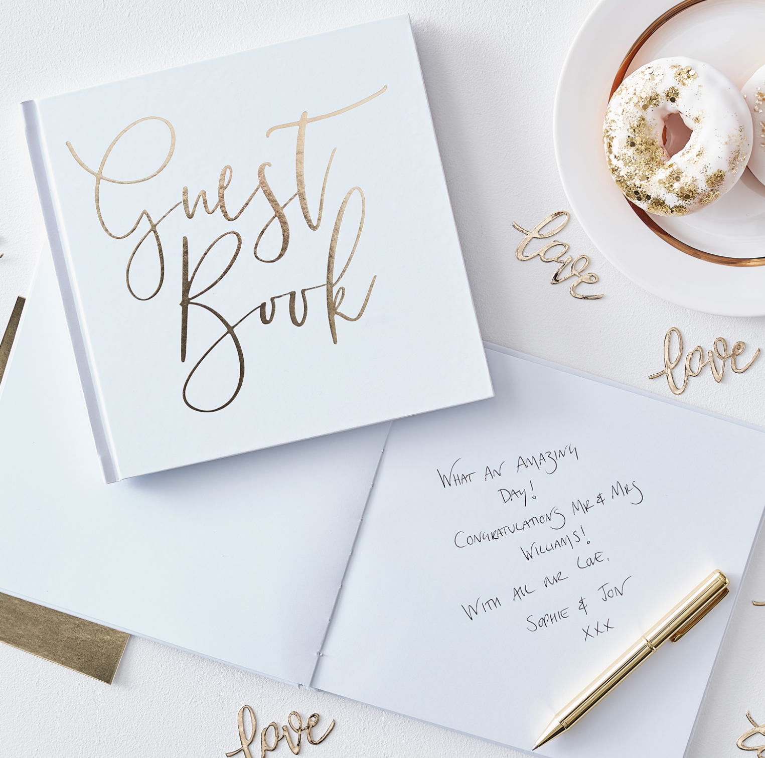 Gästebuch in Weiss mit goldiger Schrift