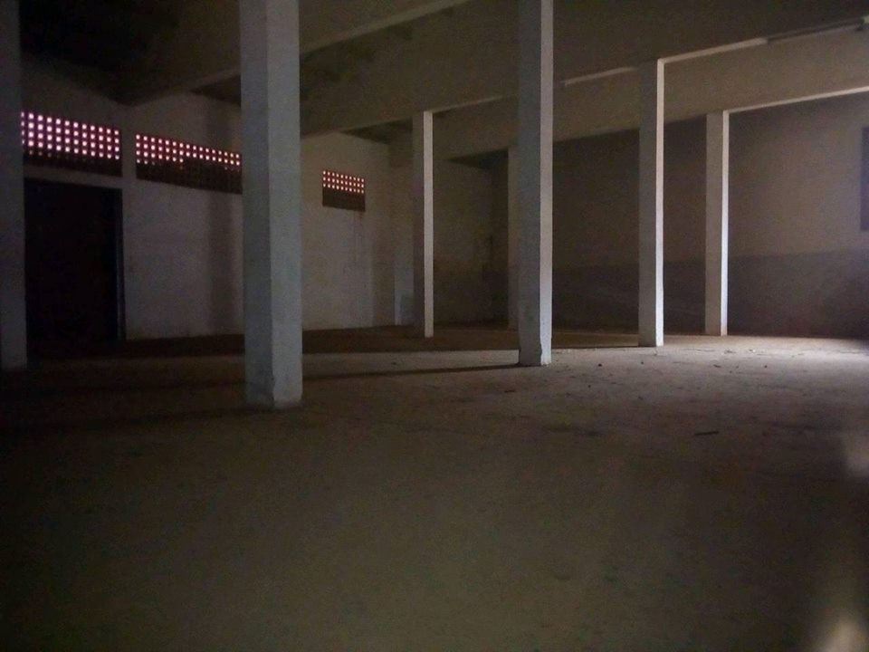 Miniature : Grand Dépôt de 860 m²