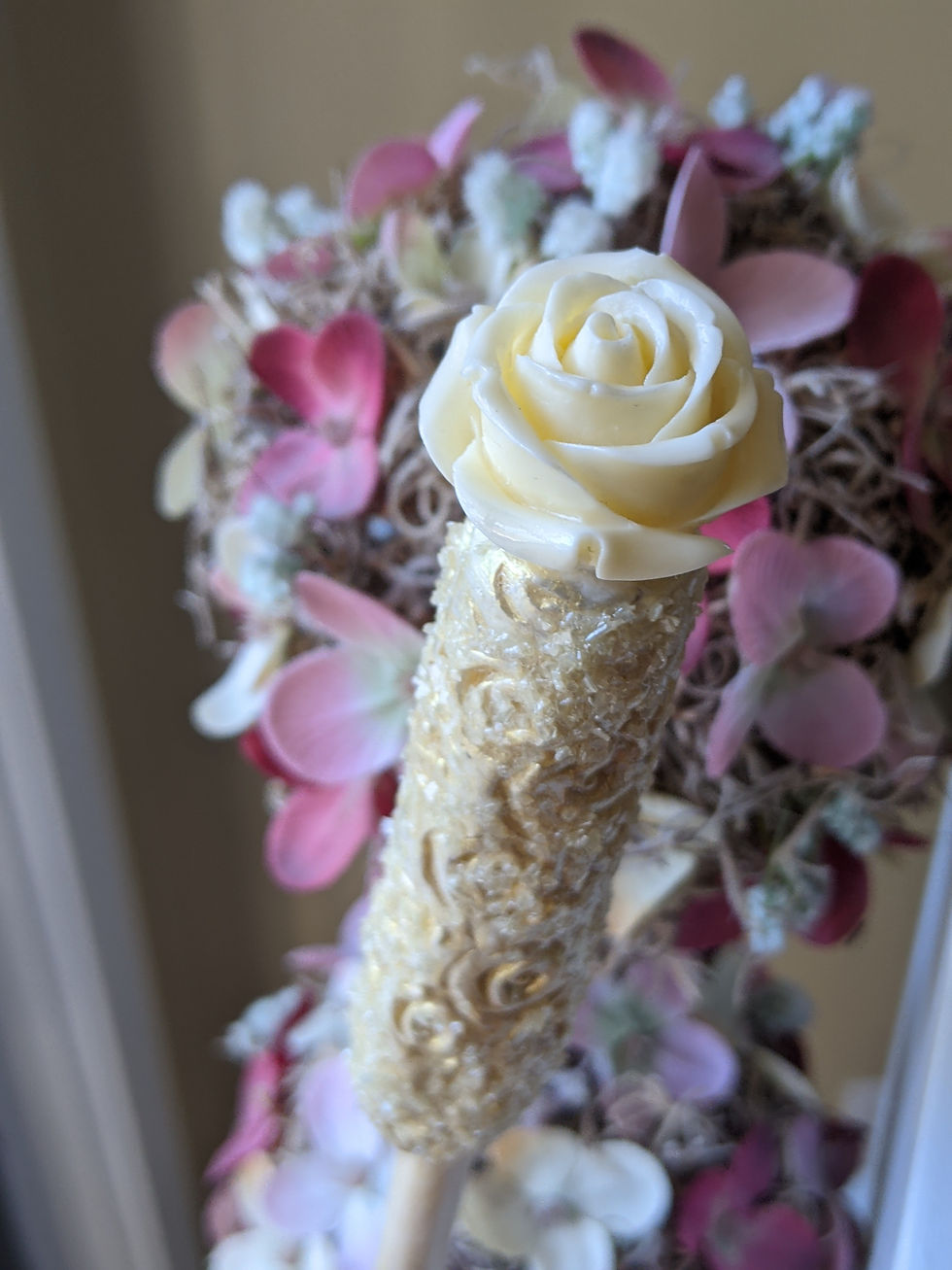 Thumbnail: Cream Rose Wand