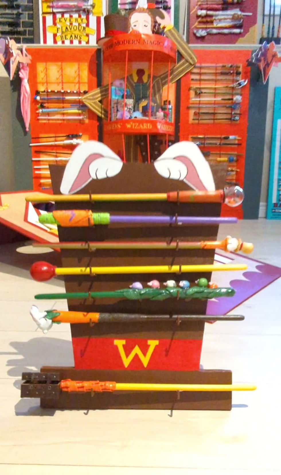 Thumbnail: Magic Hat Wand Display