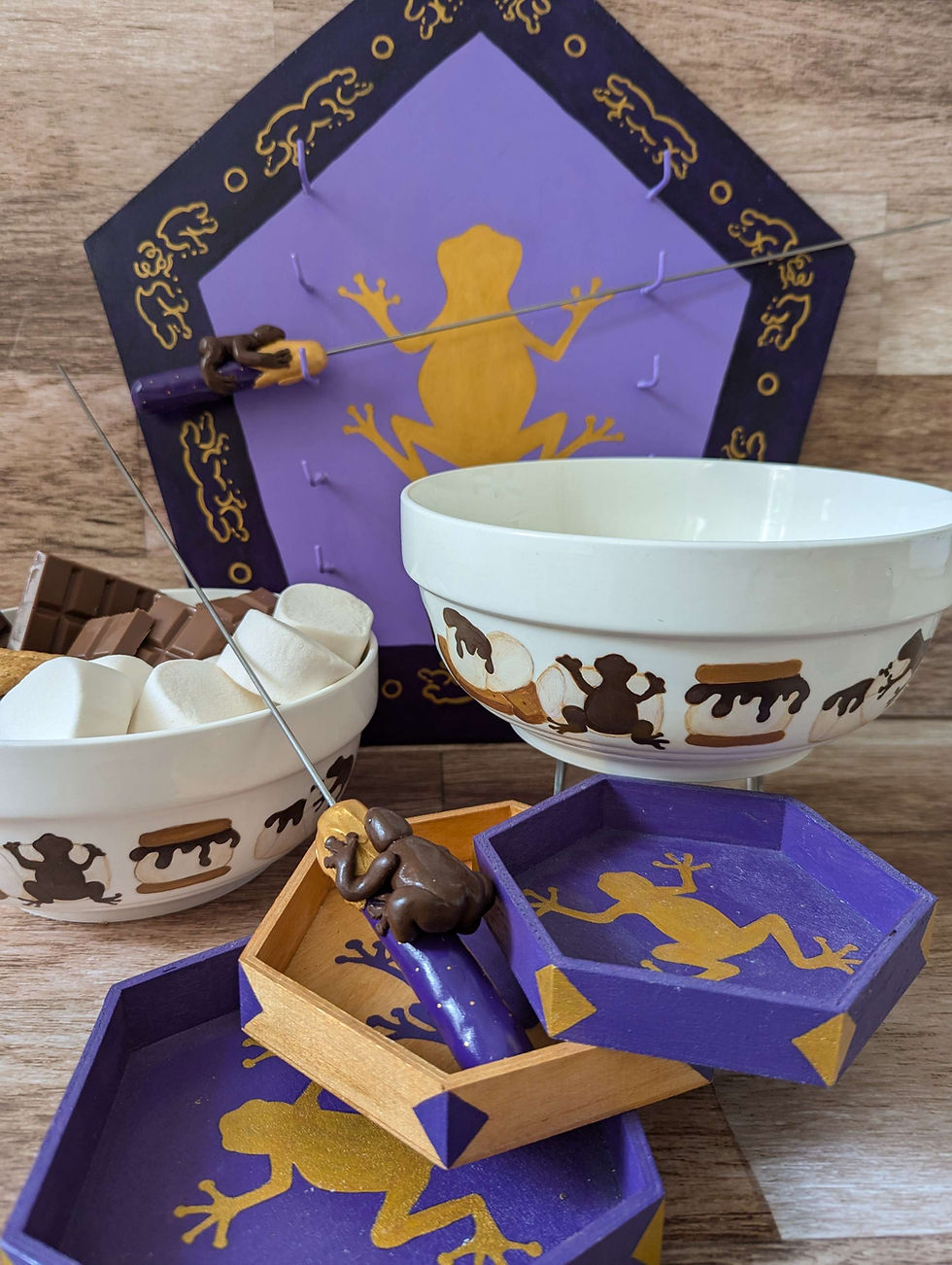 Thumbnail: Chocolate Frog S'mores Bowl
