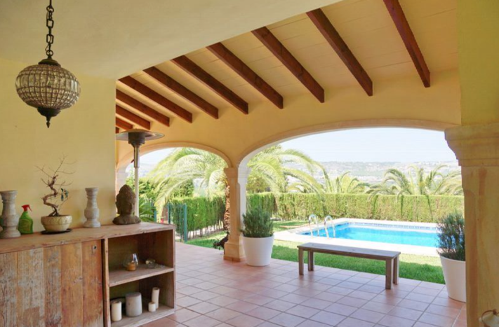 VILLA €765.000