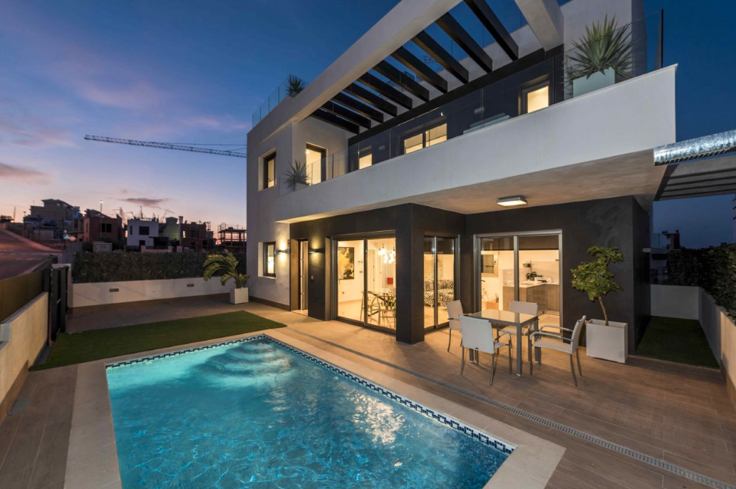 Villamartin villa's vanaf €300.000