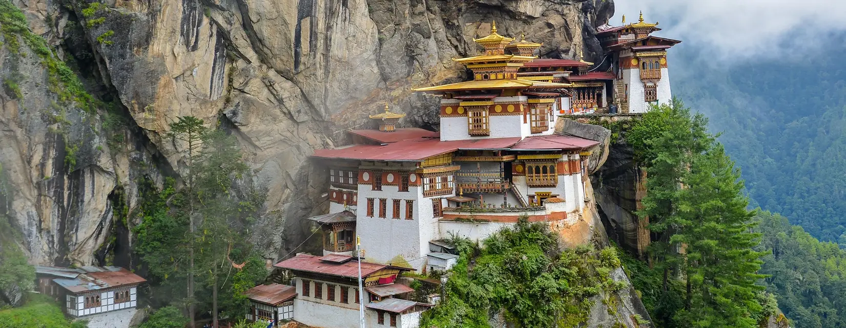 La Terra del Drago Tonante - Bhutan-min.webp