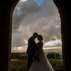 Lawrence & Claire 6.8.210515.JPG
