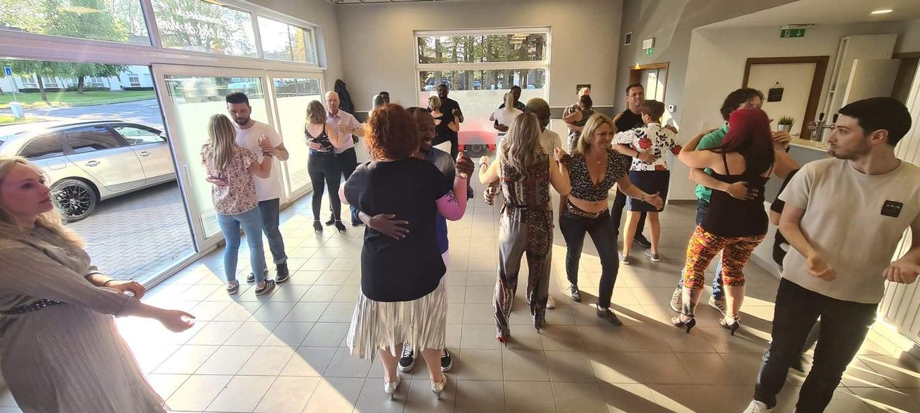 J'DANCE SCHOOL (8).jpeg