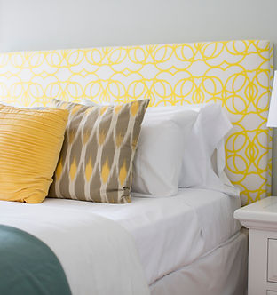 Azul y amarillo cama