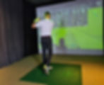 male-golfer-playing-golf-vr-headset-golf-simulator-indoor.jpg