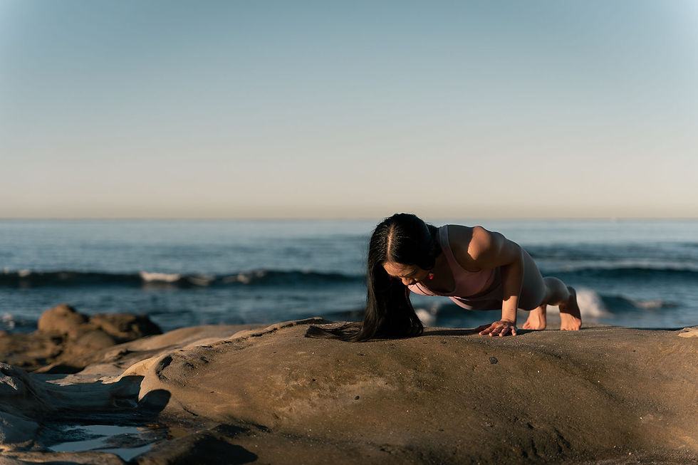 Elisa-YogaShoot-4x6-8.jpg