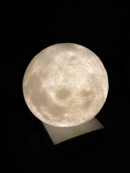 Lampe lune pile Allumer.jpg