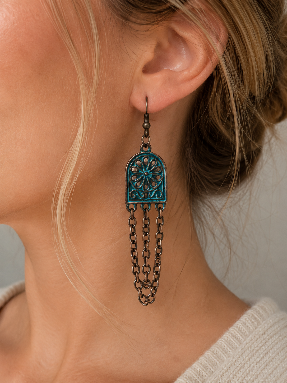 Turquoise Echo Chains
