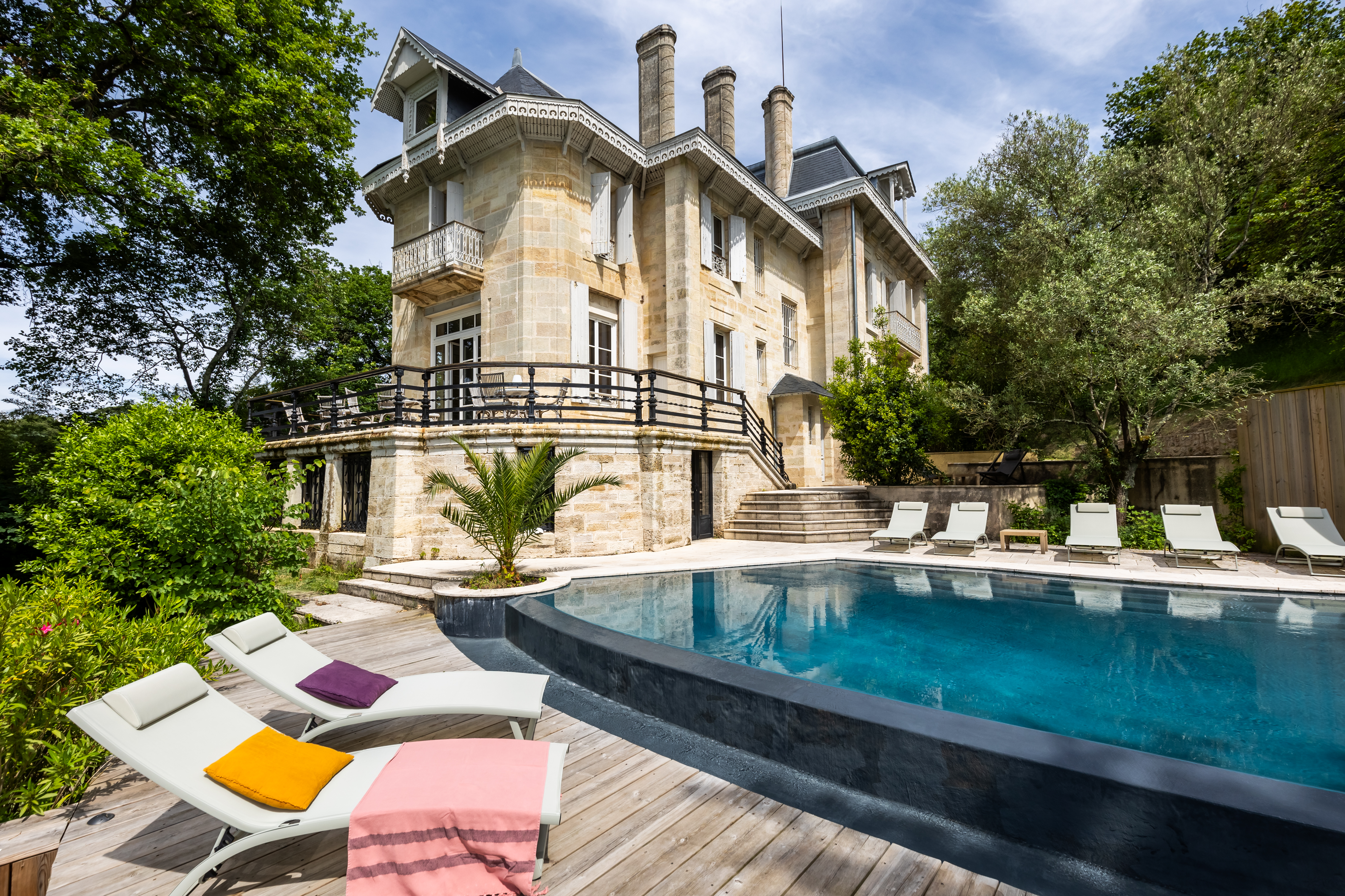 Cuisine ouverte avec bar