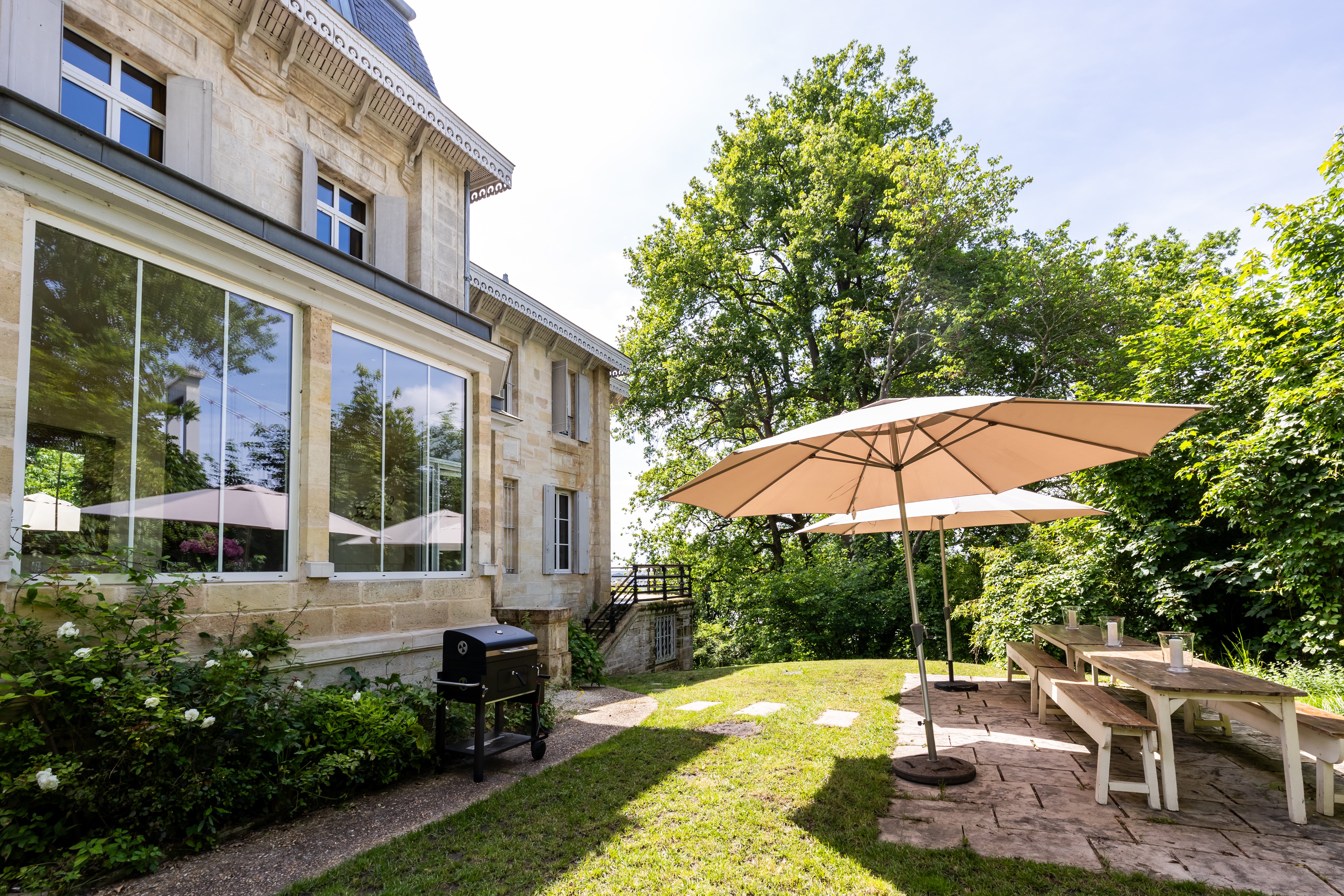 Chalet Baron — façade et piscine