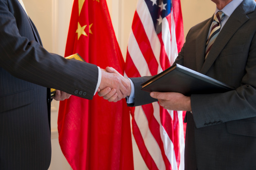 Trump rebaja aranceles a China del 57% al 47% tras "increíble" reunión con Xi Jinping en Busan