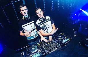 DJ D!E