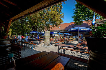 2022 08 Kastaniengarten_149 (1).jpg